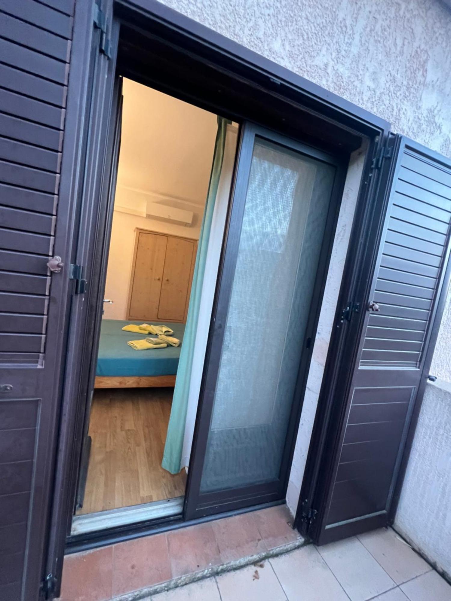 Chambres Et Tables D'Hotes Zelia & Jacques Berquez 皮诺托里卡尔达雷洛 外观 照片